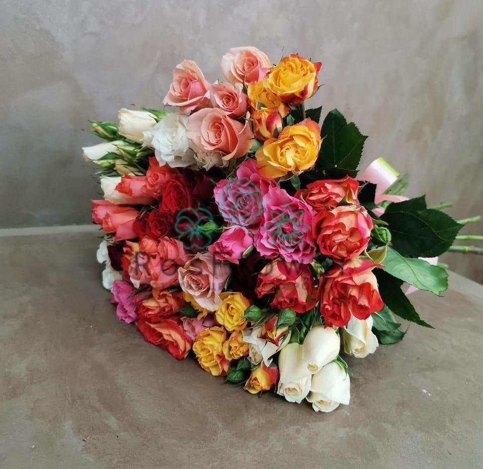 Букет цветов из: Розы в Нижнем Дженгутайе