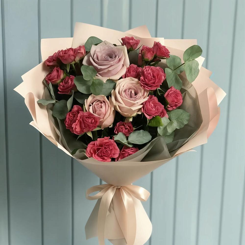 Букет цветов из: Гвоздики и Розы в Нижнем Дженгутайе