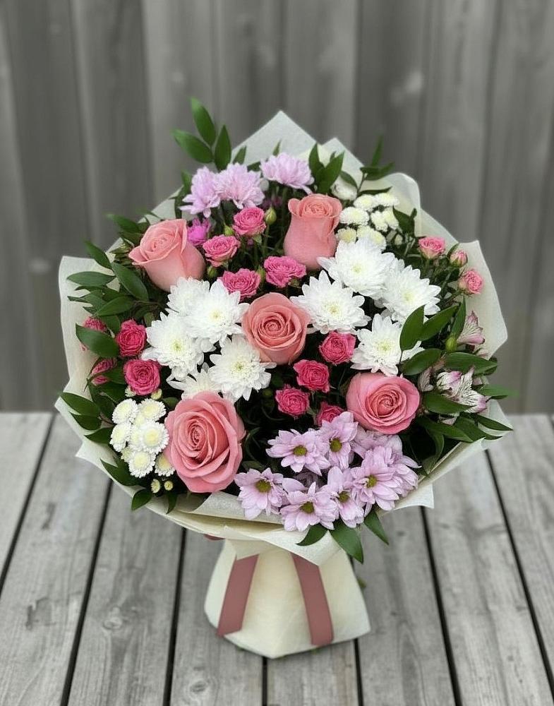 Букет цветов из: Альстромерии, Гвоздики, Розы и Хризантемы в Нижнем Дженгутайе