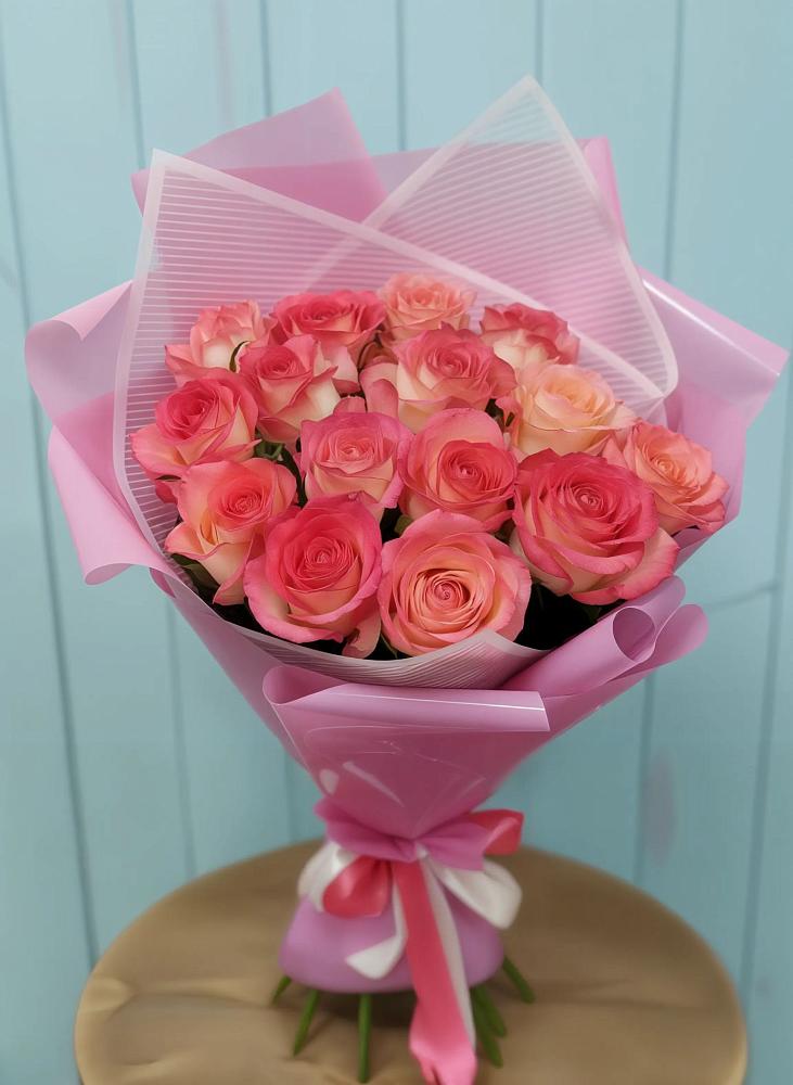 Букет 15 Розовых роз Равель в Нижнем Дженгутайе