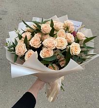 Букет Кремовые розы Латте в Нижнем Дженгутайе