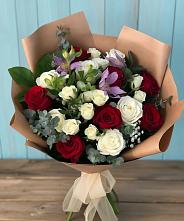 Букет цветов из:  Розы и Альстромерии в Нижнем Дженгутайе