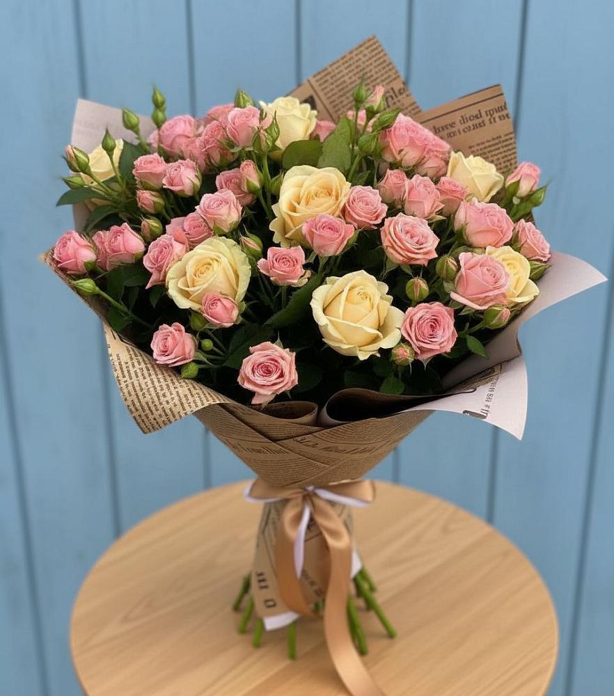 Букет цветов из: Розы в Нижнем Дженгутайе