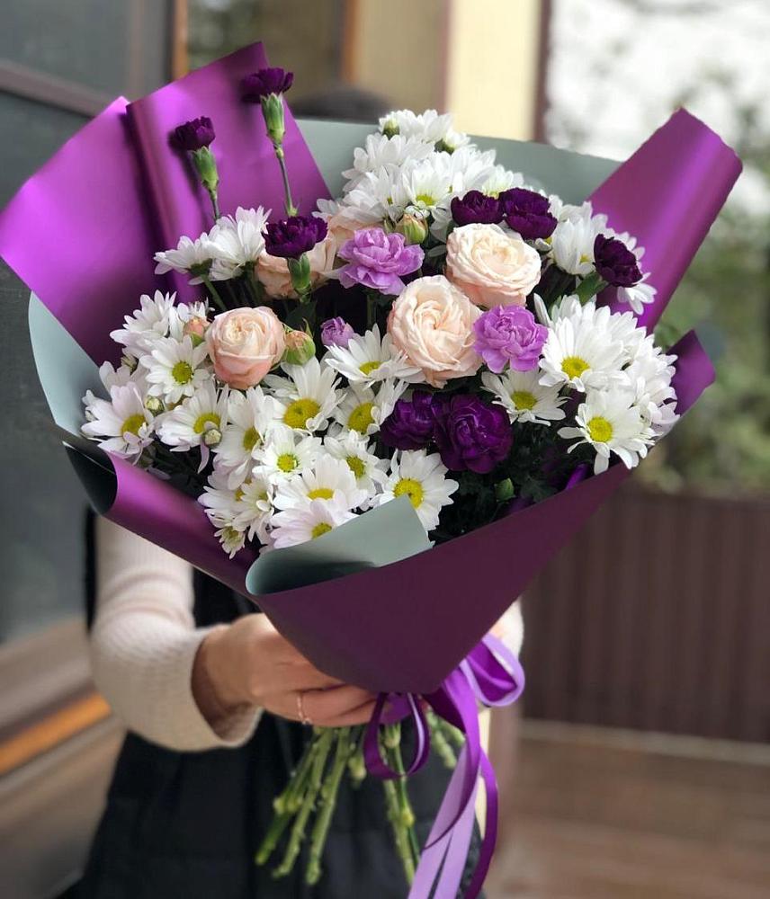 Букет цветов из: Хризантемы, Гвоздики и Розы в Нижнем Дженгутайе