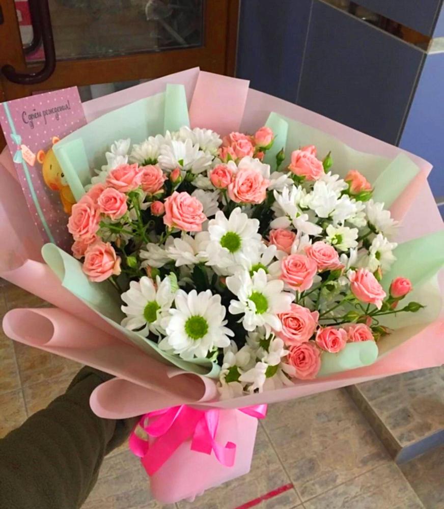 Букет цветов из: Розы и Хризантемы в Нижнем Дженгутайе