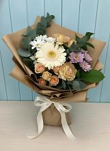 Букет цветов из:  Герберы и Хризантемы в Нижнем Дженгутайе