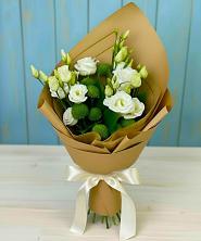 Букет цветов из:  Хризантемы и Лизиантусы в Нижнем Дженгутайе