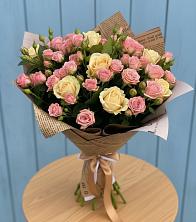 Букет цветов из:  Розы в Нижнем Дженгутайе