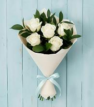 Букет цветов из:  Розы в Нижнем Дженгутайе