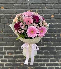 Букет цветов из:  Герберы и Хризантемы в Нижнем Дженгутайе