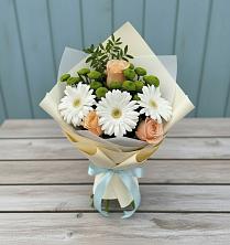 Букет цветов из:  Герберы, Розы и Хризантемы в Нижнем Дженгутайе