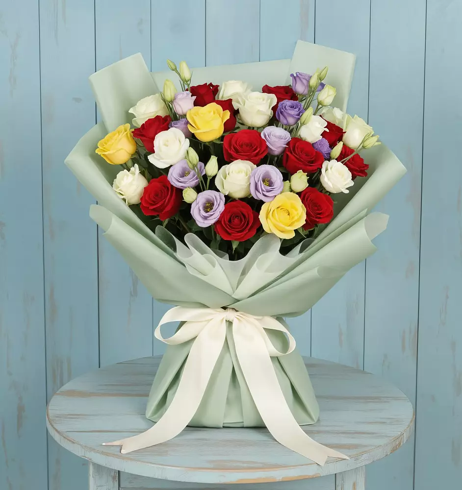 Букет цветов из: Розы в Нижнем Дженгутайе